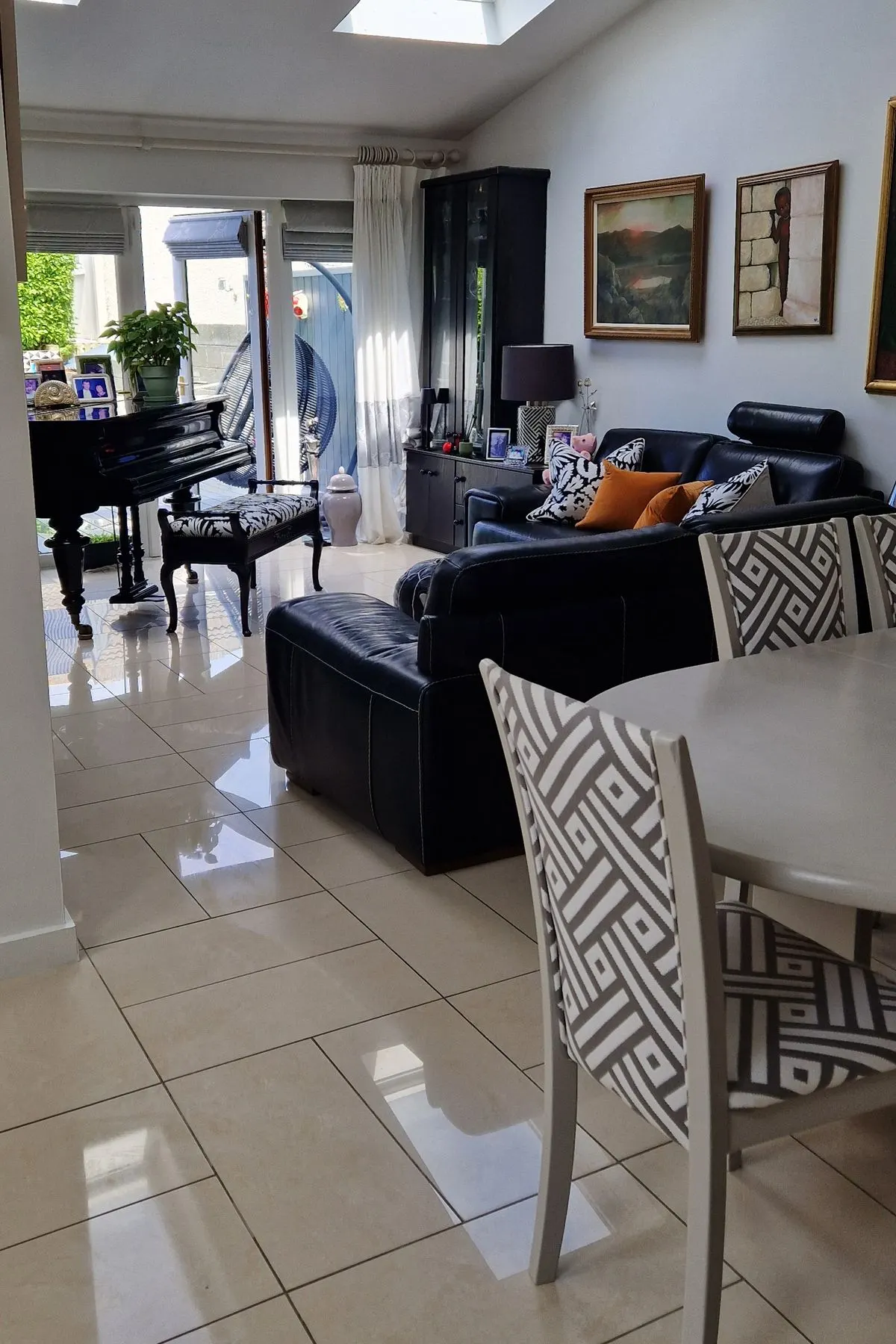 Bright, freshly cleaned living room ready for the next Airbnb guests